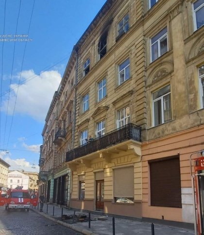 У центрі Львова палала квартира в чотириповерховому будинку