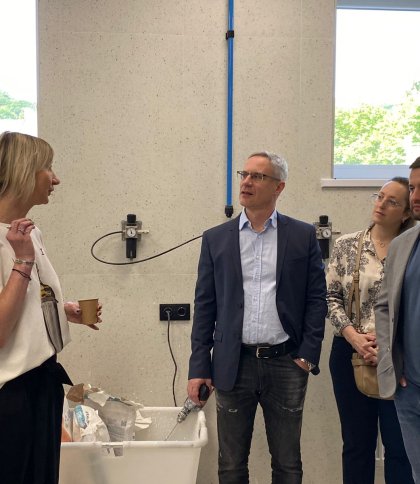 Посол Ізраїлю відвідав центр протезування і реабілітації Superhumans на Львівщині