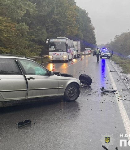 Через зіткнення двох BMW біля Львова постраждав 39-річний водій