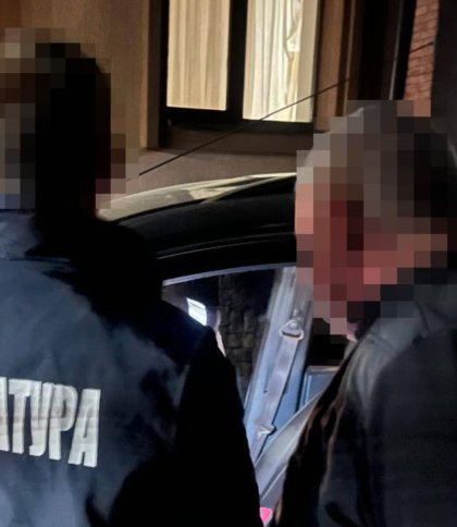 Львів'янин за 23 тисячі доларів організовував втечу військовозобов'язаного за кордон