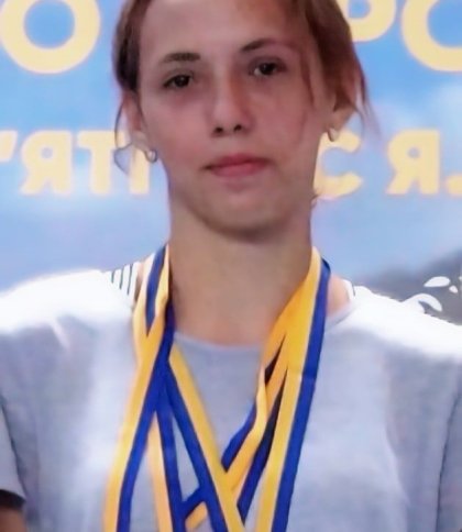 Російські окупанти вбили у Маріуполі молоду спортсменку Аліну Перегудову