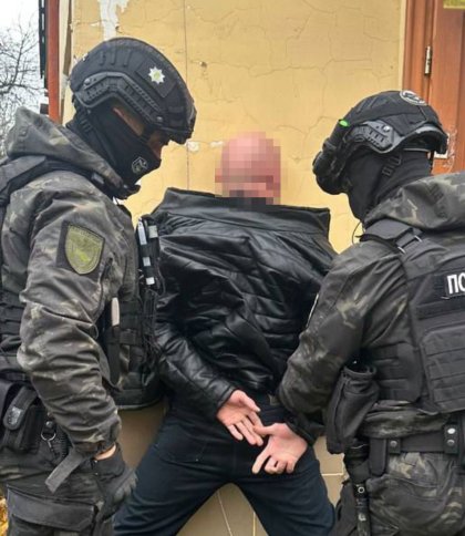 У Львові викрили наркоторговця, який щодня обслуговував до 60 покупців