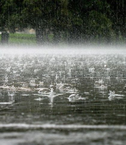 Зливи та град: погода на Львівщині 23 червня