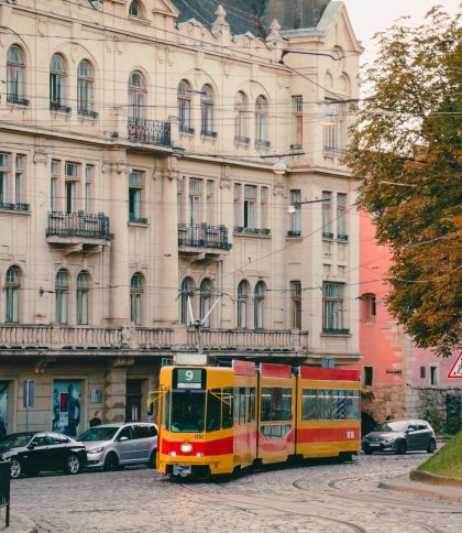 У центрі Львова ремонтуватимуть трамвайну колію: схема об’їзду