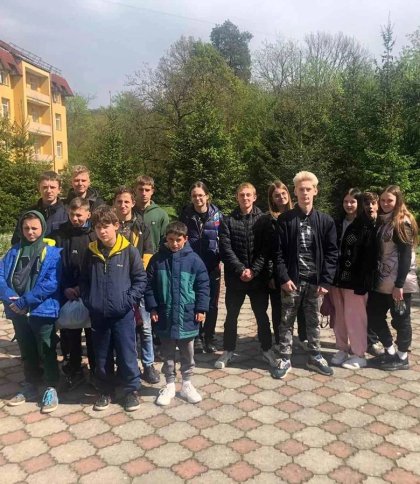 Група дітей зі Львівщини вирушила на оздоровлення в дитячий табір “Артек”