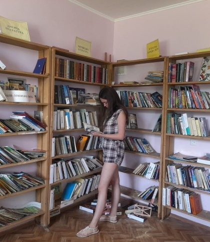 Велике очищення: на Стрийщині викидають з бібліотек російські книжки