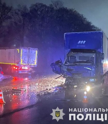 Аварія на трасі Київ-Чоп