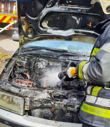 На Львівщині спалахнула пожежа в авто: деталі