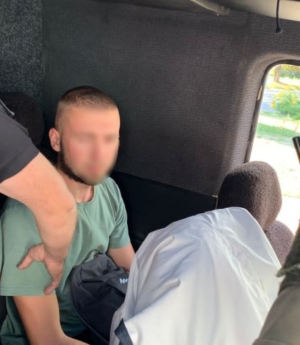 Грали у хованки з прикордонниками: на Львівщині затримали двох ухилянтів