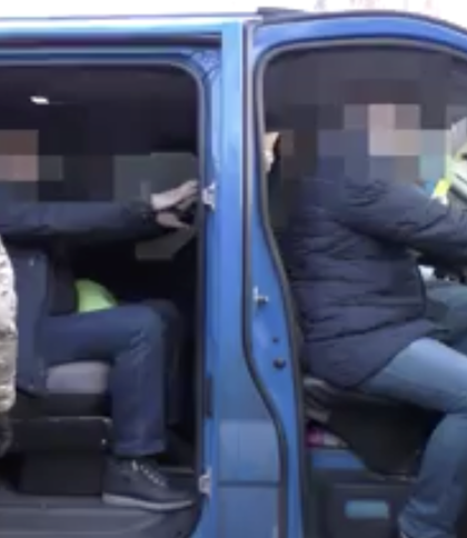 Інспектор Львівської митниці уник покарання за хабарництво