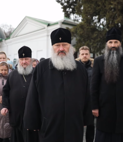 «Ми ще не починали молитися так усердно»: ченці УПЦ МП не планують покидати Києво-Печерську Лавру