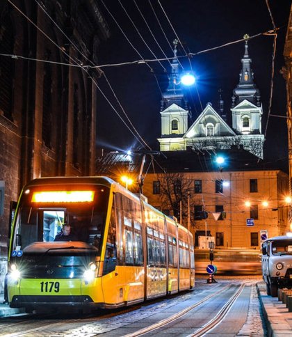 Як курсуватиме транспорт у Львові в новорічну ніч: відповідь міськради 
