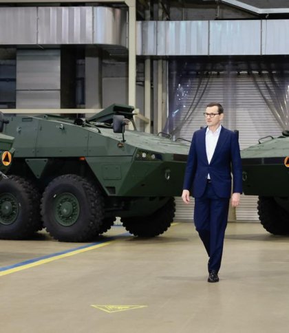 Україна закупить у Польщі сотню бронетранспортерів Rosomaks