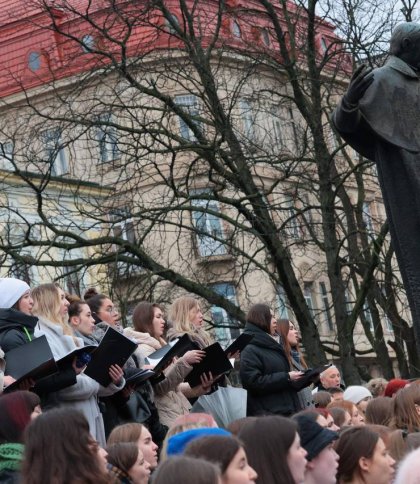 У Львові відзначили 209-річницю від дня народження Тараса Шевченка (фото)