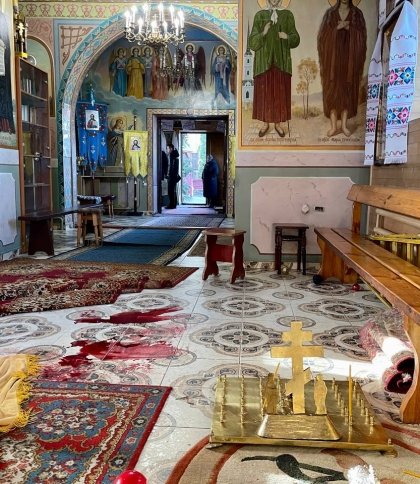 Перевернув все у храмі та напав із ножем на священника: у Вінниці поліцейські затримали зловмисника