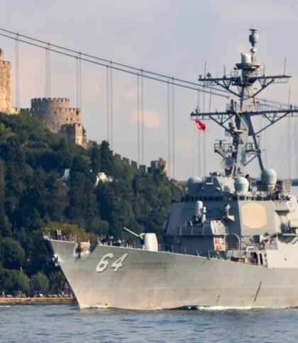 Військовий корабель США перехопив кілька ракет біля узбережжя Ємену