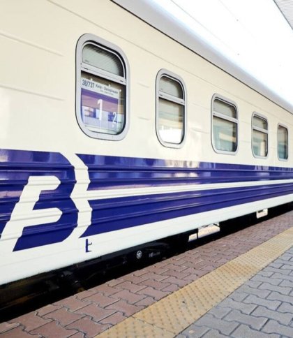 Через пошкодження колій поїзд “Дніпро — Львів” буде слідувати резервним маршрутом