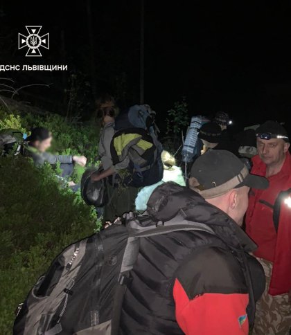 Туристи з Києва заблудилися при сходженні з гори на Львівщині.