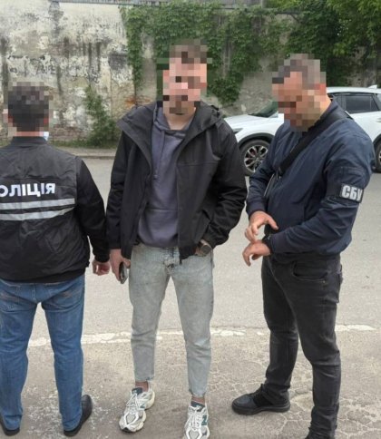 У Львові затримали керівника ГО на 10 тис. доларах хабаря за відстрочку від мобілізації