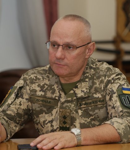 Президент звільнив Головнокомандувача Збройних сил Хомчака