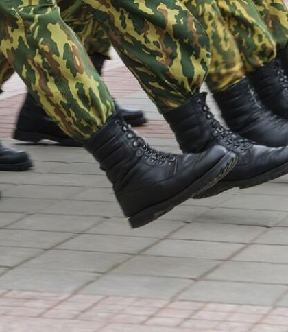 У Білорусі військовозобов'язаних масово викликають до військкоматів
