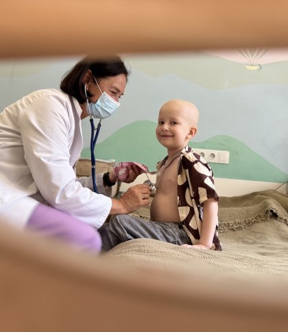Пройшов чотири блоки хіміотерапії: у Львові медики допомогли 5-річному хлопчику