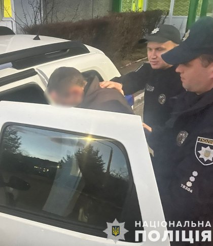 У Стрию 34-річний чоловік викрав авто біля магазину