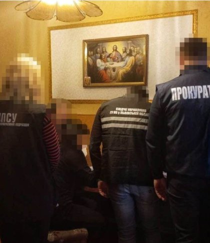Переправили через кордон 14 ухилянтів: у Львові судитимуть злочинну групу