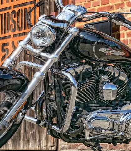Мотоцикл марки Harley-Davidson
