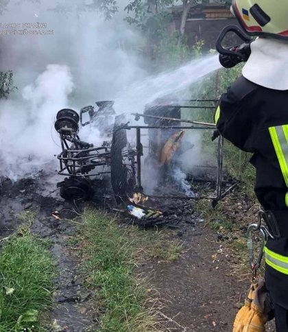 У Новому Роздолі вогонь знищив квадроцикл