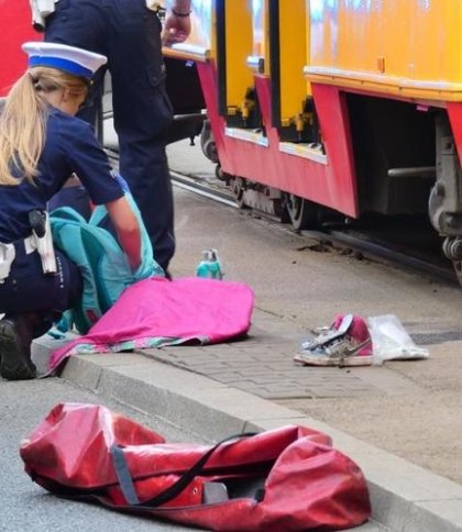 У Польщі під трамвай потрапила 11-річна біженка з України: медики борються за її життя