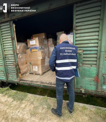 Скандальну гуманітарку, яку знайшли на Львівщині, передають військовим