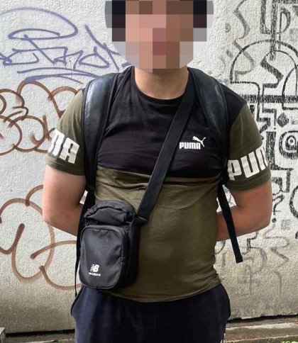 У Львові поліцейські зловили злодія, який орудував у трамваях