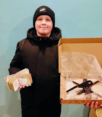 На Львівщині школяр наколядував 16 тис. грн на дрон для військових