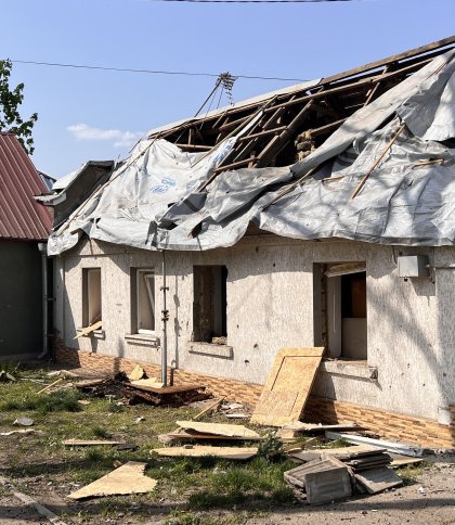 Пошкоджені будинки в Миколаєві 11 квітня 2024, фото «Суспільного»