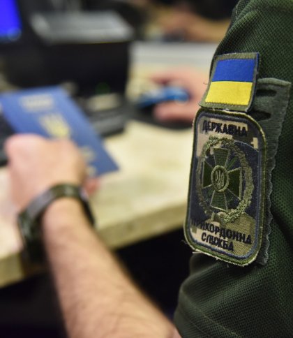 На Львівщині чоловік намагався виїхати за кордон з сестрою ексдружини, яка має інвалідність