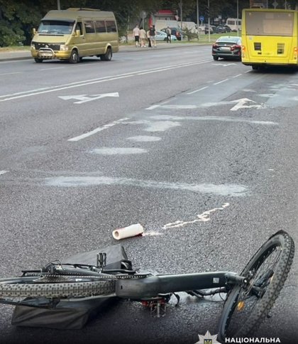 Водій маршрутки уник покарання за наїзд на велосипедиста у Рясному