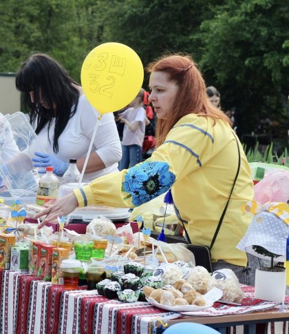 У Львові за один день на шкільних ярмарках зібрали майже 8 млн грн