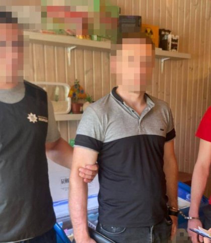 Обіцяв допомогти знайти зниклого військового: львівські правоохоронці затримали шахрая