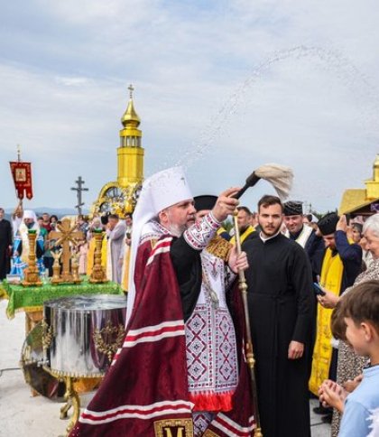 Митрополит Епіфаній заклав камінь під будівництво нового храму на Львівщині