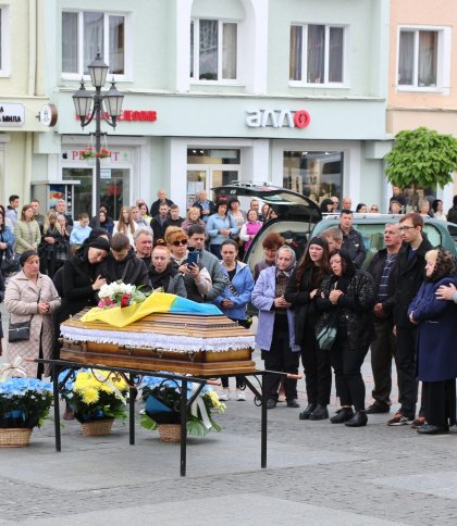 Дрогобицька громада зустріла загиблого Героя (фото)