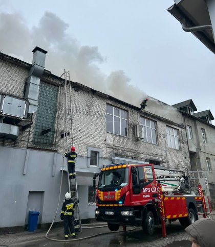 У Львові трапилась пожежа в будівлі на Жовківській