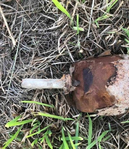 На Золочівщині піротехніки знищили ручну гранату часів Другої світової війни