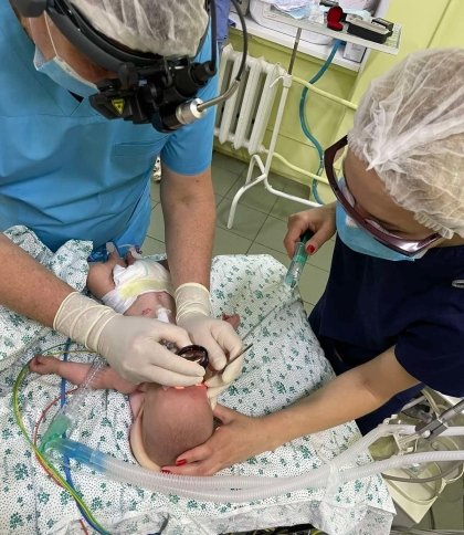 У львівському Охмадиті відновили операції, що рятують від дитячої сліпоти