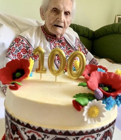 Вісім довгожителів зі Львівської громади у березні відзначать свої сто і більше років