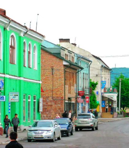 У центральній частині Рава-Руської та сусідньому селі призупинять водопостачання