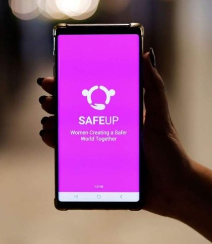 В Україні запрацював додаток SafeUp для захисту жінок від насилля
