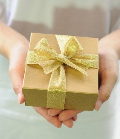 Що подарувати на Миколая: підбірка цікавих подарунків
