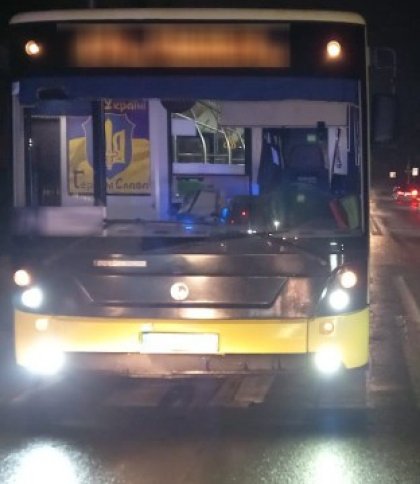 71-річна львів’янка потрапила до лікарні через наїзд автобуса на переході