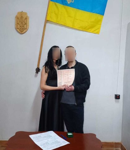У Львівському СІЗО жінка вийшла заміж за ув’язненого